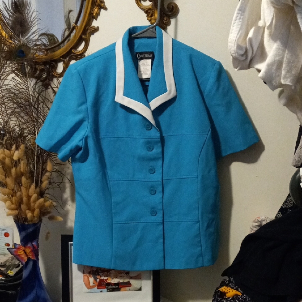 Courtenay Turquoise Short-Sleeve Button Jacket with White Trim